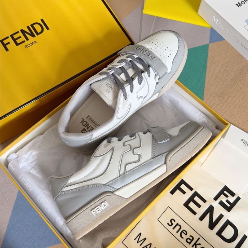 Fendi Low Shoes